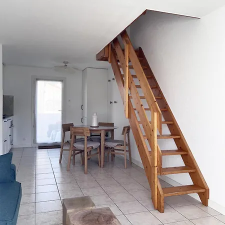Maison Bréti 100 M De La