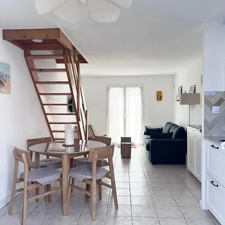 Maison Bréti 100 M De La *