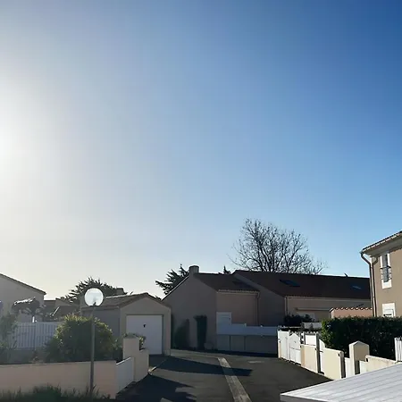 Maison Bréti 100 M De La *